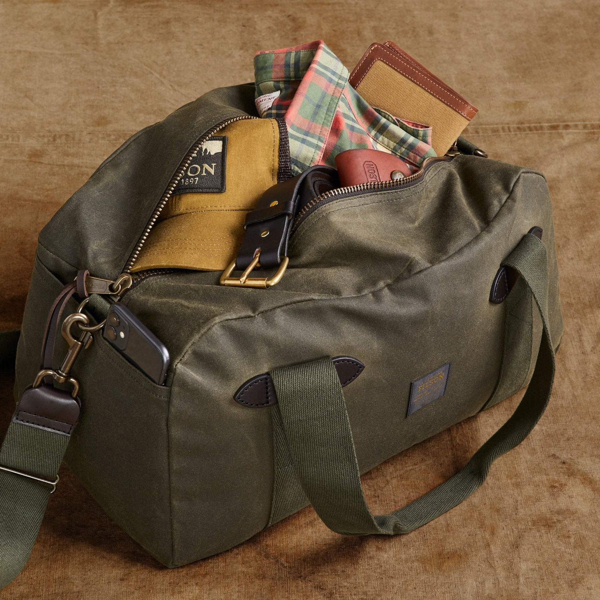 Medium tin cloth field sale duffle bag